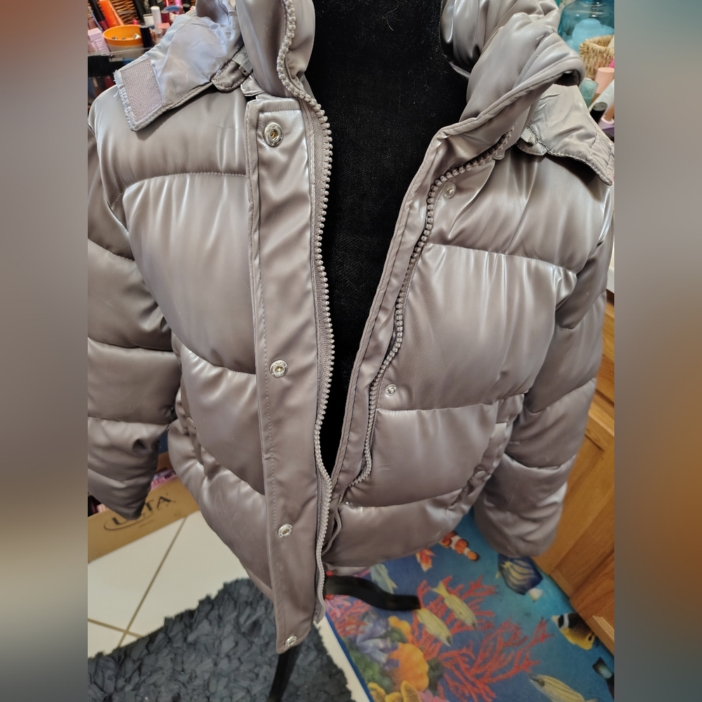 Gray Metallic F21 SZ L Puffer Jacket/  HOOD NWOT See Info